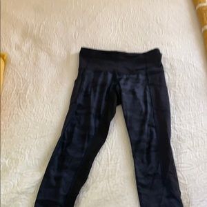 lululemon camo crop leggings